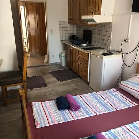 Krk Kornic Apartments Chambre photo