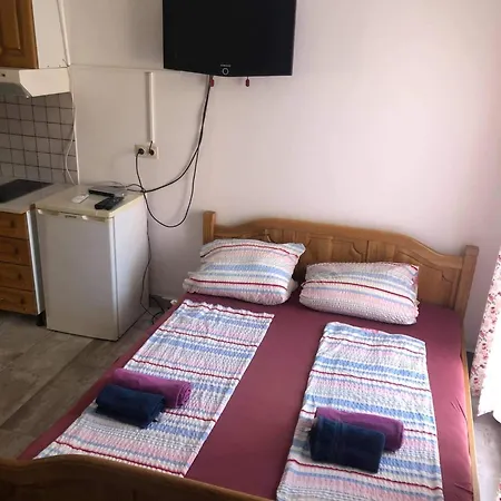 Krk Kornic Apartments Chambre photo