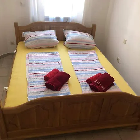 Krk Kornic Apartments Chambre photo