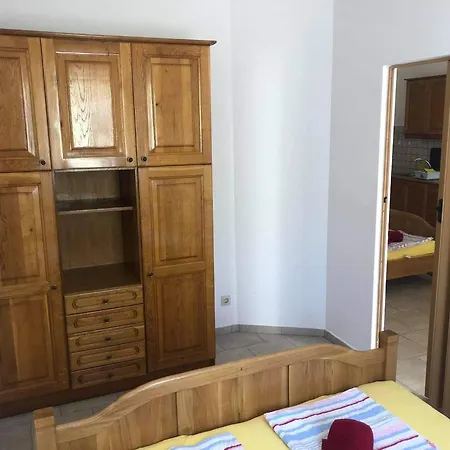 Krk Kornic Apartments Chambre photo