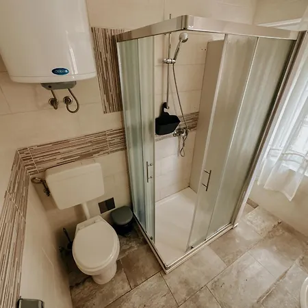 Krk Kornic Apartments Extérieur photo