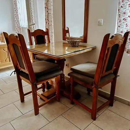 Krk Kornic Apartments Extérieur photo